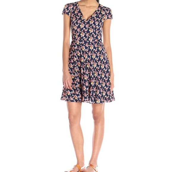 Betsey Johnson Dresses & Skirts - 🆕Listing! NWT Betsy Johnson Fit and Flare Dress